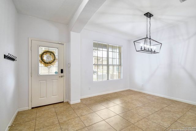 209 Town Creek, Cibolo, TX 78108