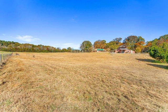 1319 Bethlehem Road, Statham, GA 30666