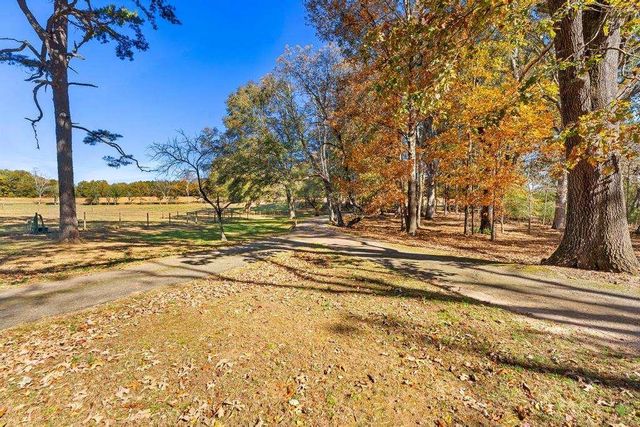 1319 Bethlehem Road, Statham, GA 30666