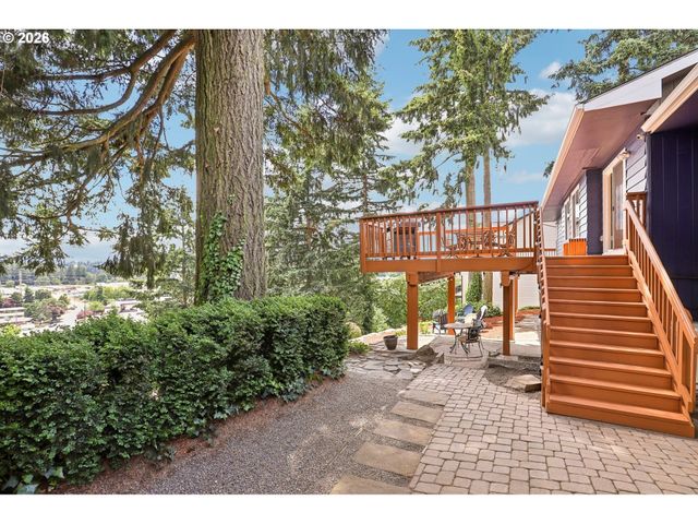 1015 Ne 64TH St, Vancouver, WA 98665
