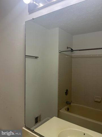 1106 MANDARIN DR, Upper Marlboro, MD 20774