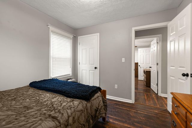 220 W Railroad Street, Stanton, KY 40380