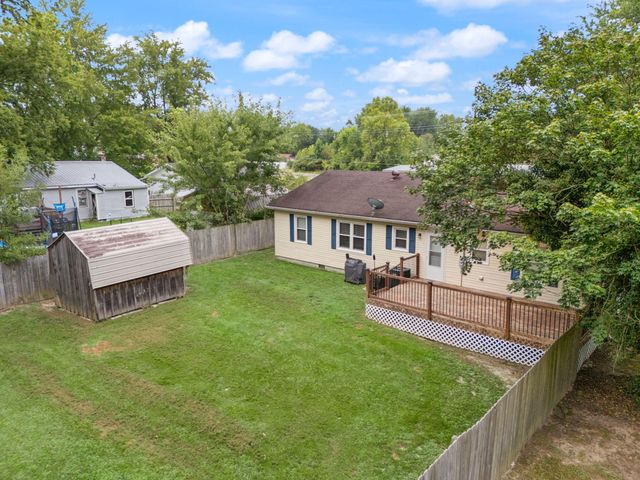 220 W Railroad Street, Stanton, KY 40380