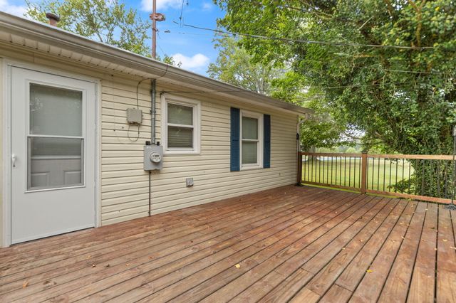 220 W Railroad Street, Stanton, KY 40380