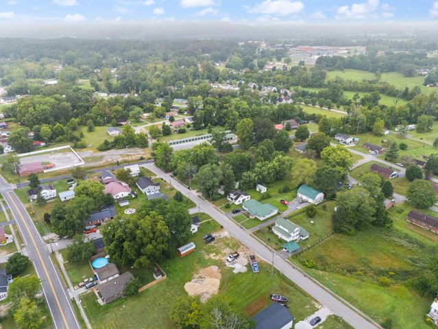 220 W Railroad Street, Stanton, KY 40380