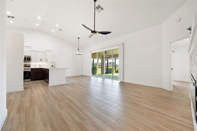 12881 Kelly Bay CT, Fort Myers, FL 33908