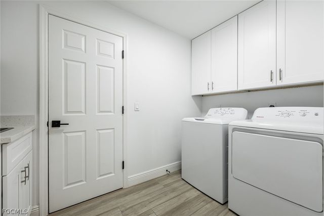 12881 Kelly Bay CT, Fort Myers, FL 33908