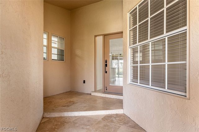 12881 Kelly Bay CT, Fort Myers, FL 33908