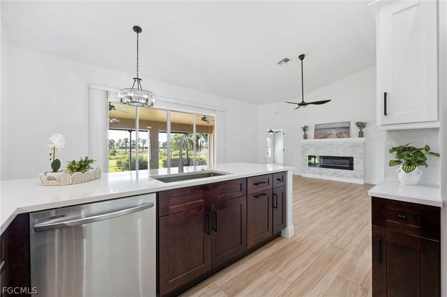 12881 Kelly Bay CT, Fort Myers, FL 33908