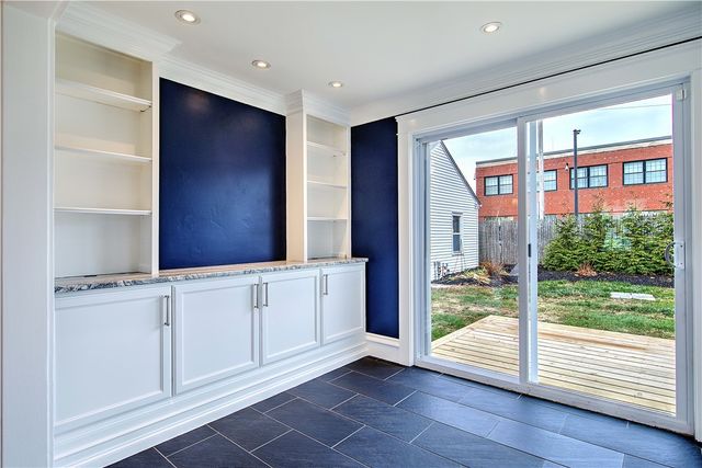 11 Elmcroft Avenue, Providence, RI 02908