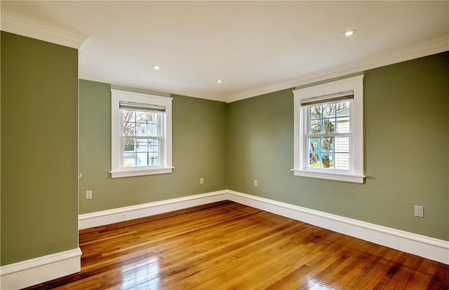 11 Elmcroft Avenue, Providence, RI 02908