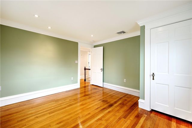 11 Elmcroft Avenue, Providence, RI 02908