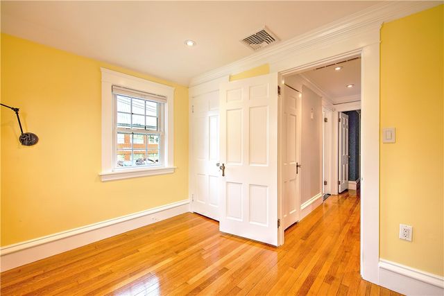 11 Elmcroft Avenue, Providence, RI 02908