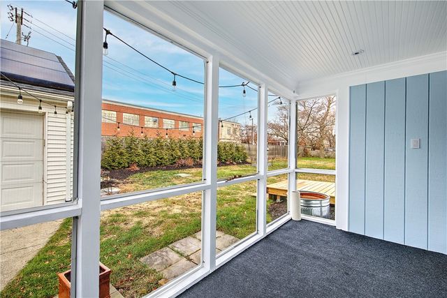 11 Elmcroft Avenue, Providence, RI 02908