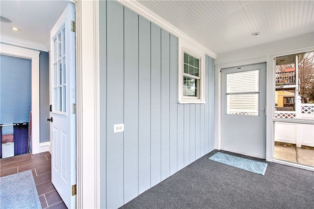 11 Elmcroft Avenue, Providence, RI 02908