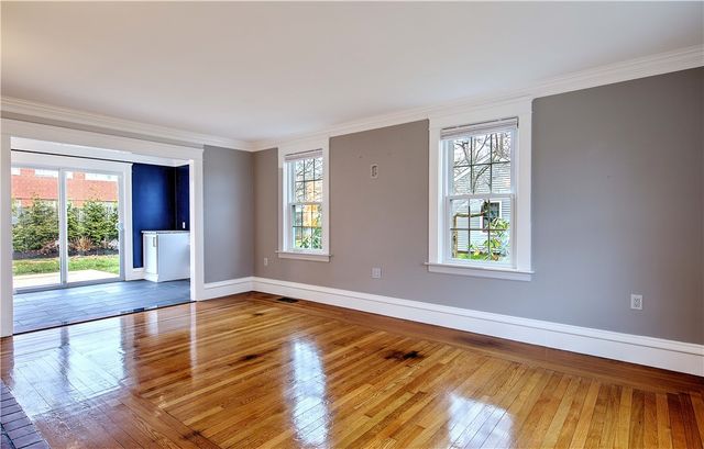 11 Elmcroft Avenue, Providence, RI 02908