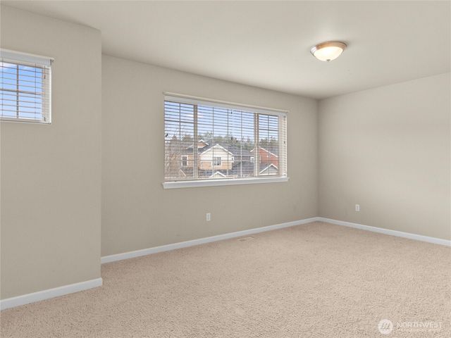 7625 Kodiak Avenue NE, Lacey, WA 98516