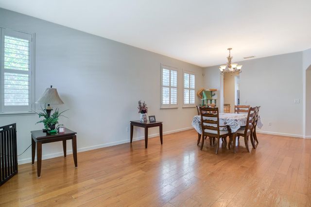 3724 Macadamia Ln, Ceres, CA 95307