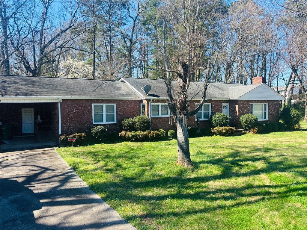 205 Cambridge Drive, Clemson, SC 29631