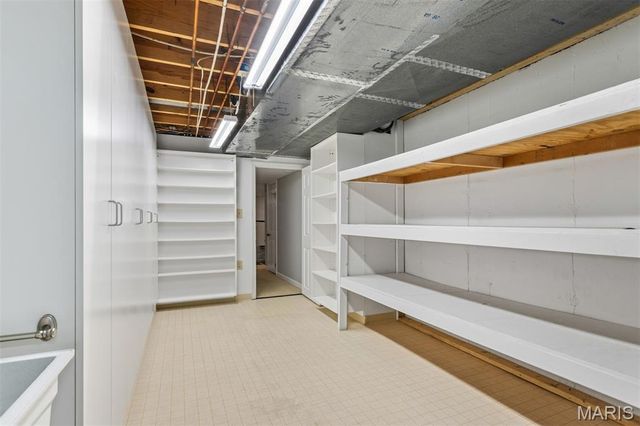 231 Maeve Court, Ballwin, MO 63021