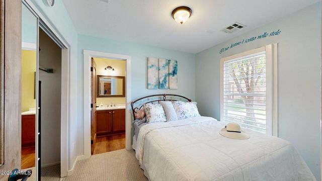 4063 E WINDSOR Drive, Gilbert, AZ 85296