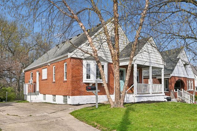 4052 Mcfarran Avenue, Cincinnati, OH 45211