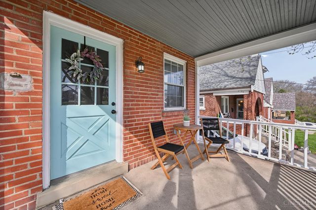 4052 Mcfarran Avenue, Cincinnati, OH 45211