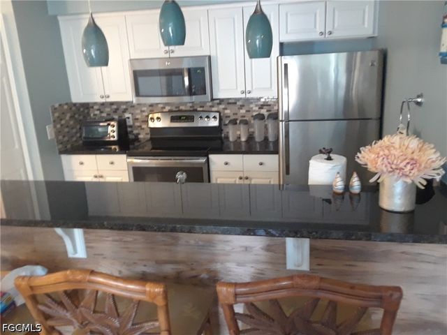 5305 Summerlin RD 513, Fort Myers, FL 33919