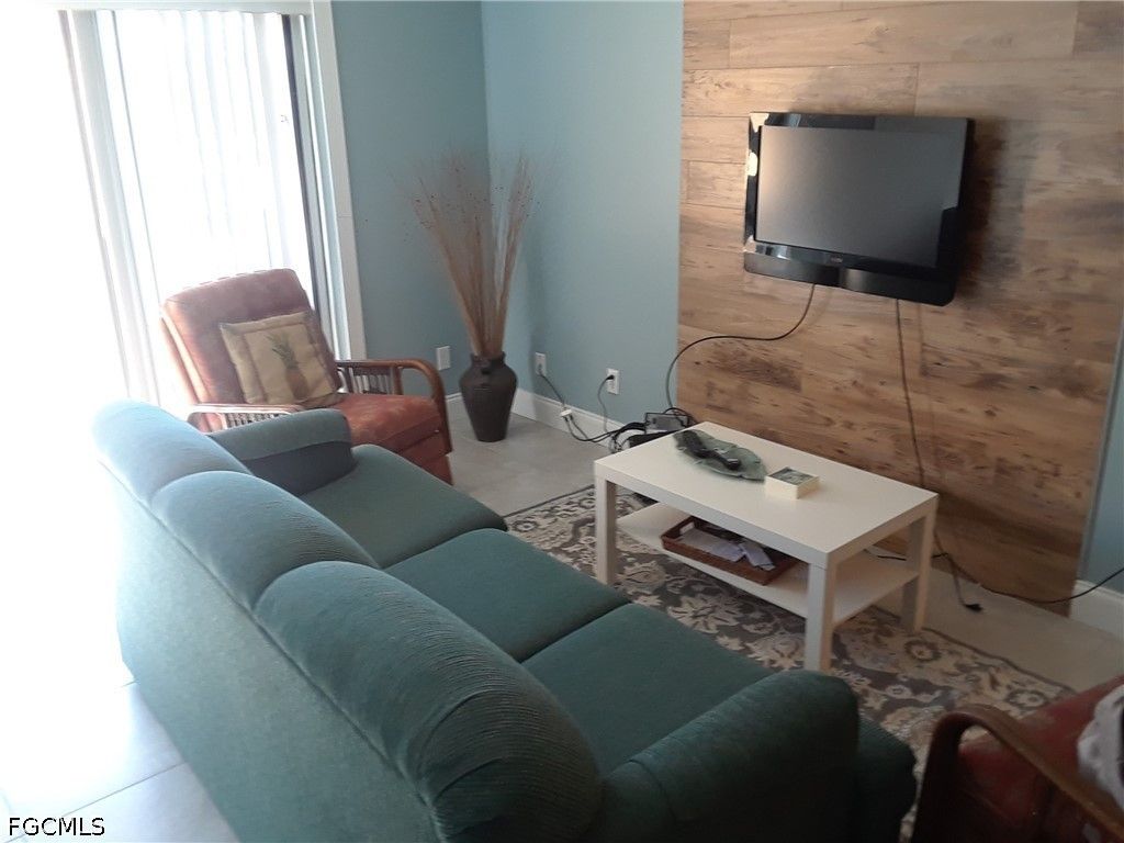 5305 Summerlin RD 513, Fort Myers, FL 33919