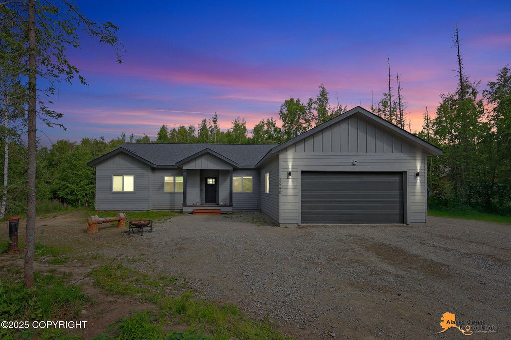 3990 S Birch Cove Drive, Wasilla, AK 99623