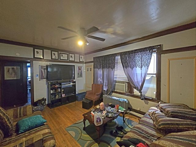 7735 S May Street, Chicago, IL 60620