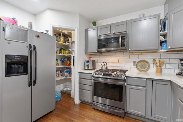 2206 Pleasant Avenue, Fort Wayne, IN 46805