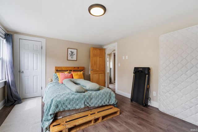 2206 Pleasant Avenue, Fort Wayne, IN 46805