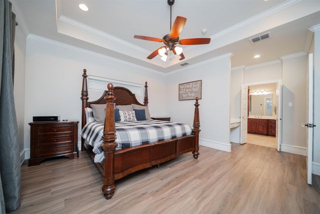 111 Rutland Dr, Hallsville, TX 75650