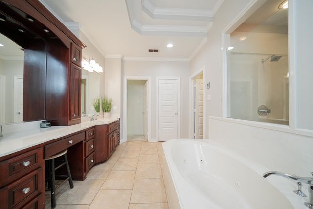 111 Rutland Dr, Hallsville, TX 75650