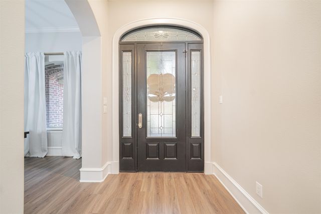 111 Rutland Dr, Hallsville, TX 75650