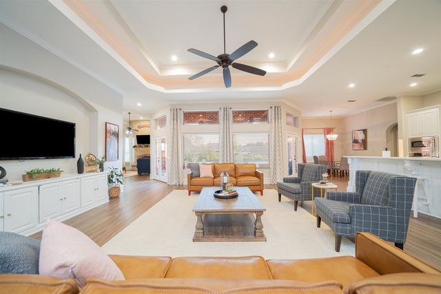 111 Rutland Dr, Hallsville, TX 75650