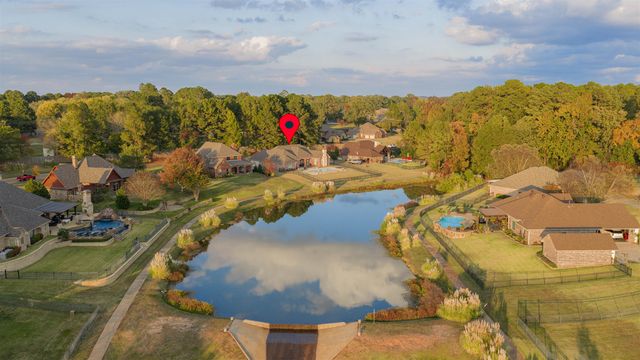 111 Rutland Dr, Hallsville, TX 75650