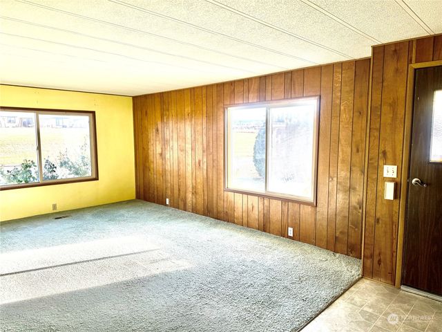 1458 SE Sandpiper Lane, College Place, WA 99324