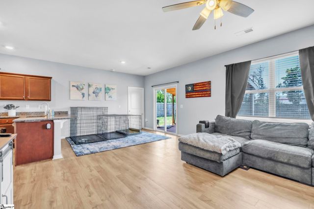 17 Crestwood Pines Trail, Piedmont, SC 29673