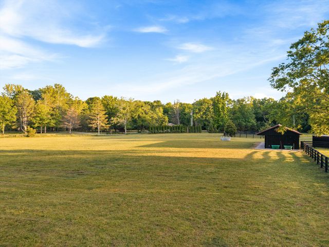 2031 Maple Ln, Franklin, TN 37067