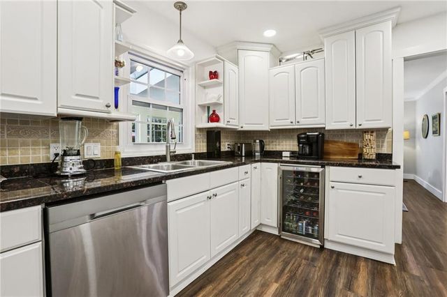 15 Perthshire Drive, Peachtree City, GA 30269