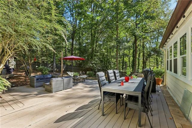 15 Perthshire Drive, Peachtree City, GA 30269