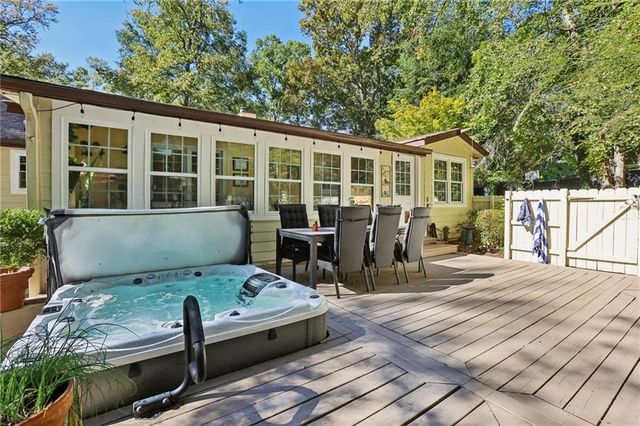 15 Perthshire Drive, Peachtree City, GA 30269