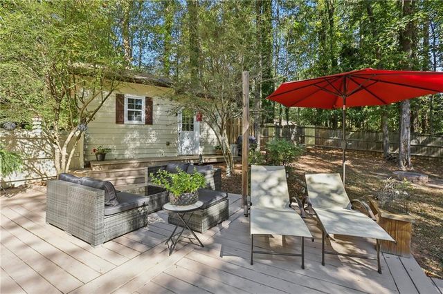 15 Perthshire Drive, Peachtree City, GA 30269