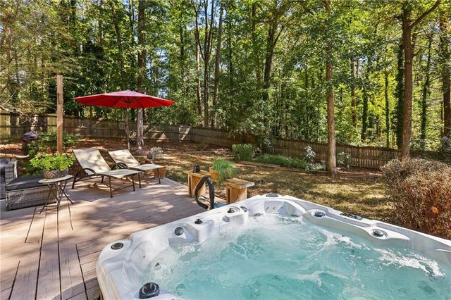 15 Perthshire Drive, Peachtree City, GA 30269
