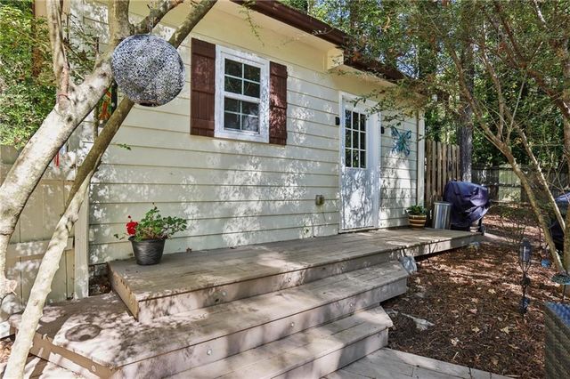 15 Perthshire Drive, Peachtree City, GA 30269