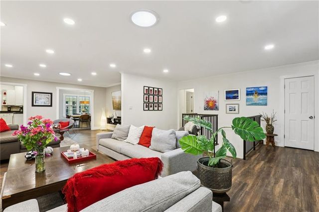 15 Perthshire Drive, Peachtree City, GA 30269