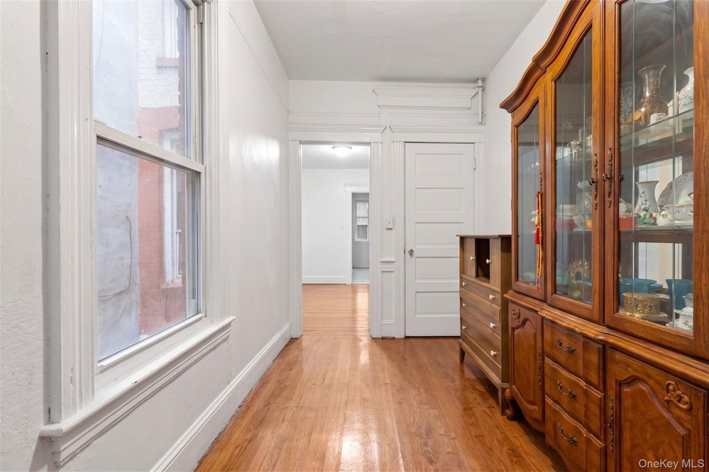 1822 Putnam Avenue, Ridgewood, NY 11385 — photo 5