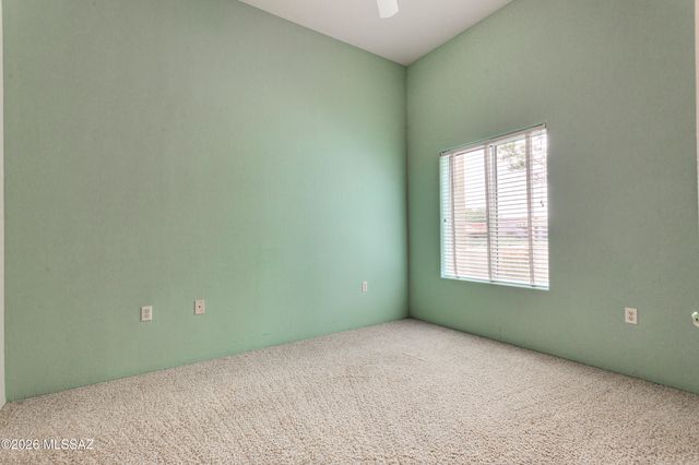 651 W Camino Del Bondadoso, Green Valley, AZ 85614